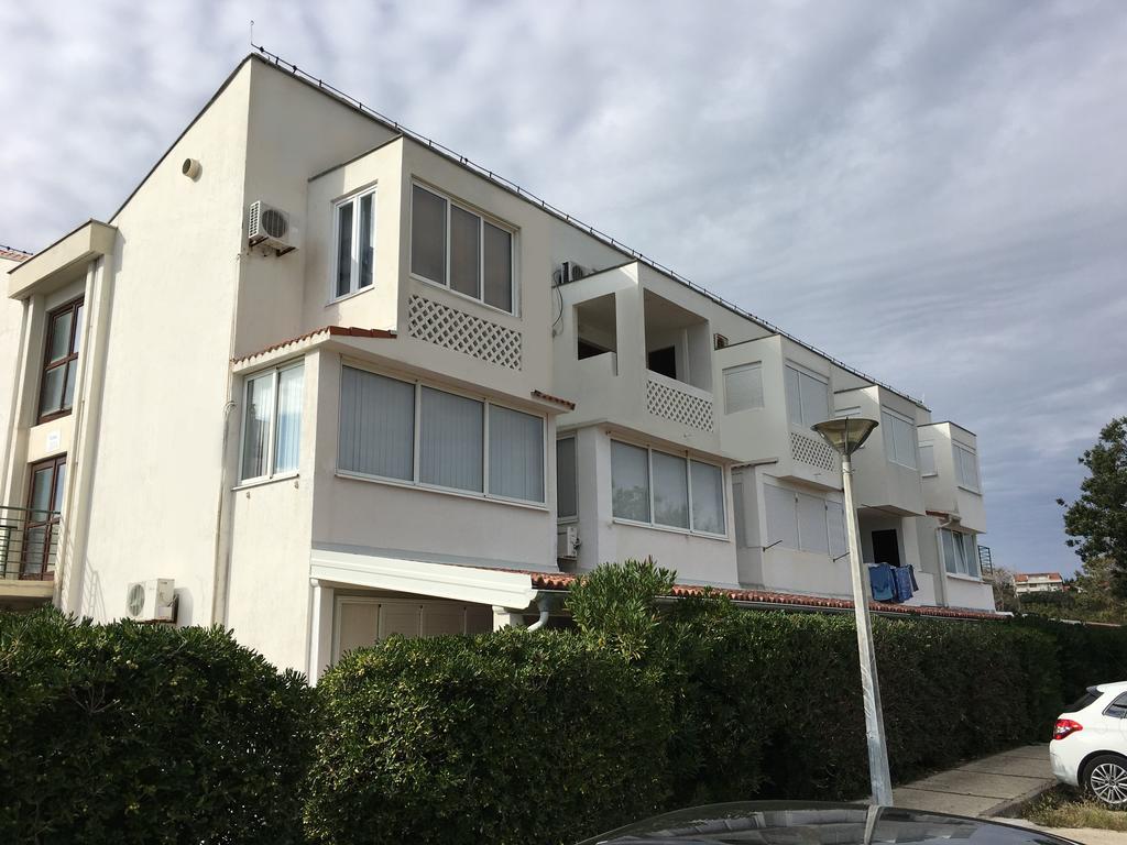 נובליה Studio Apartments Lace מראה חיצוני תמונה
