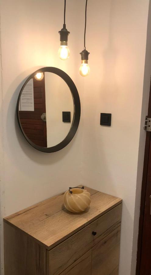 נובליה Studio Apartments Lace מראה חיצוני תמונה